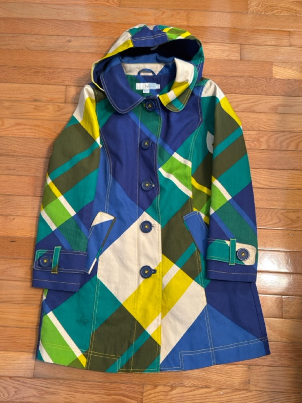 RARE BODEN Rainy Day MAC  Plaid Raincoat. Women’s